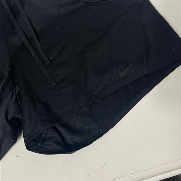 Nike Medium Black Elastic Waist Pull On Athletic Work Out Shorts - Picture 3 of 5